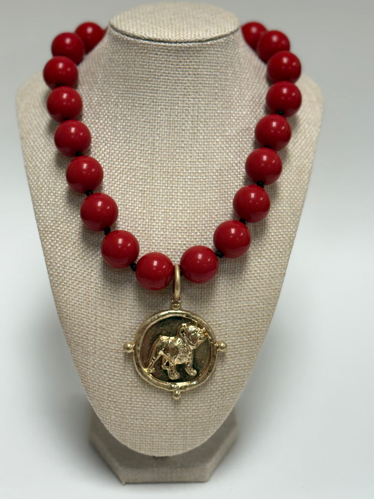 Ball & Knot Bulldog Pendant Necklace-Red