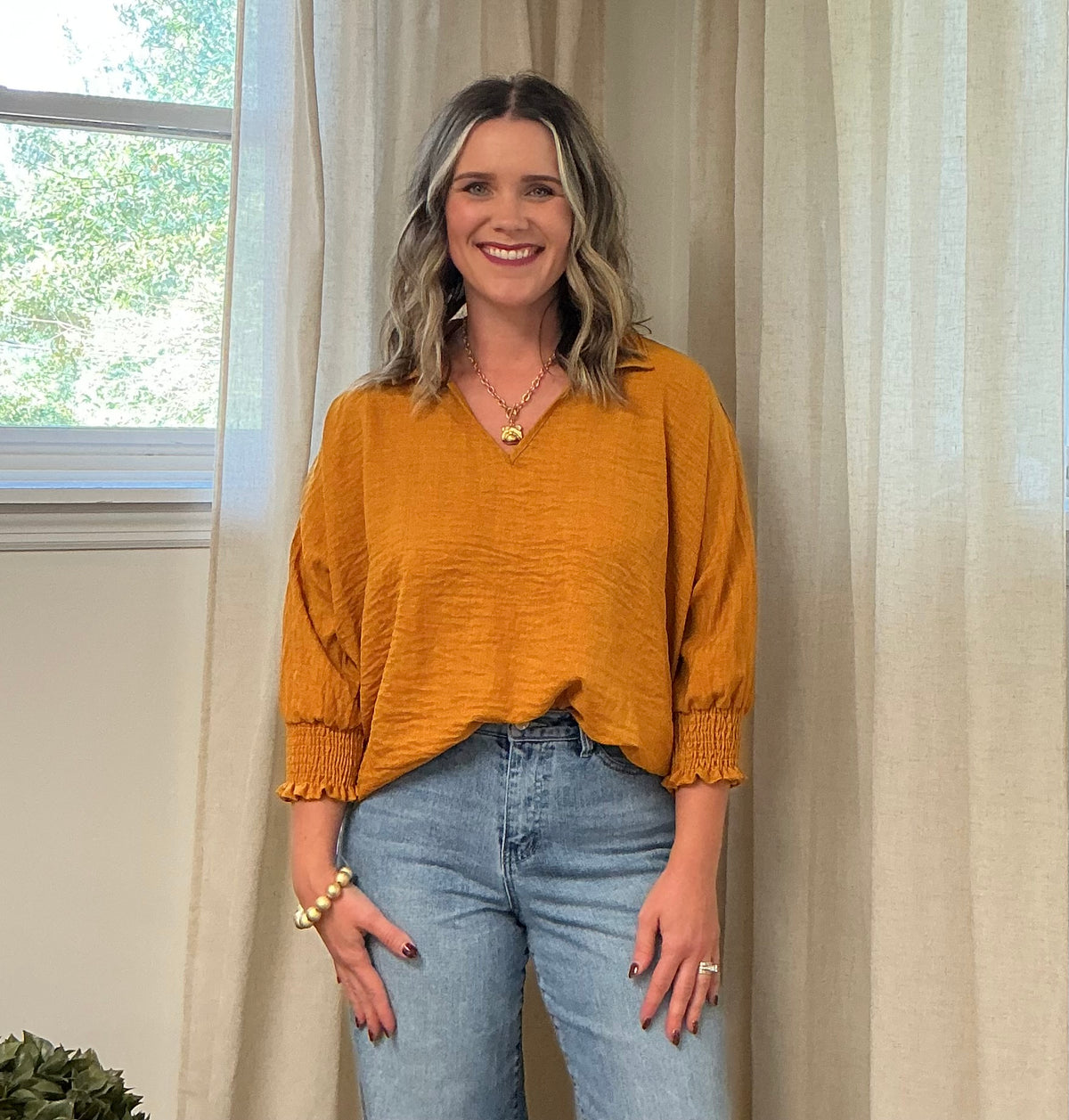 Gold Collar Smock Sleeve Top