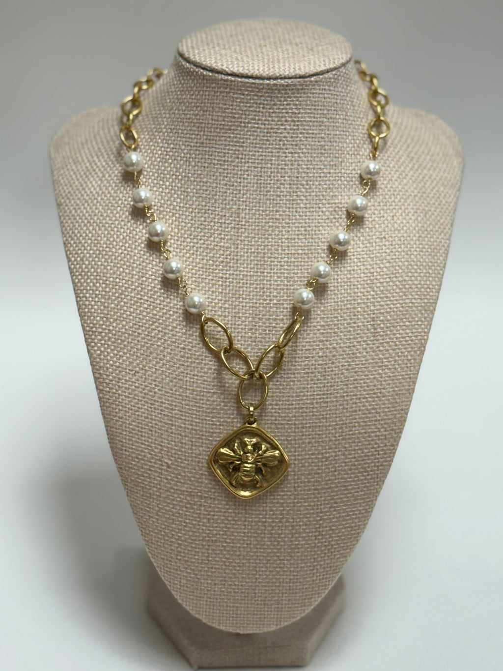 Pearl Bumblebee Necklace